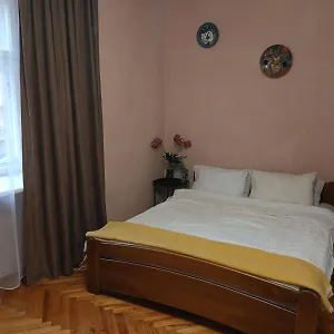 https://apartment-lesi-ukrainky-street.hotelslviv.net