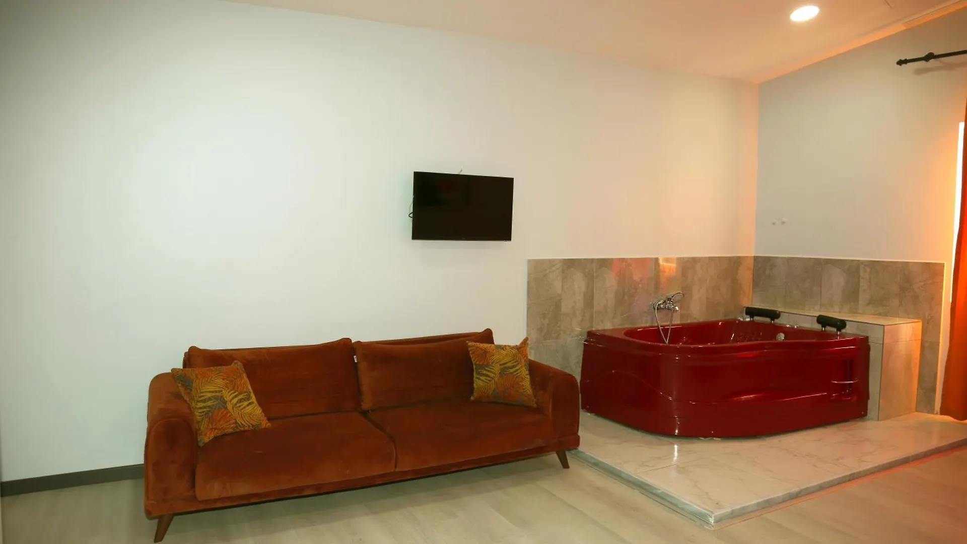 Zoom Hotel Istanbul 0*,